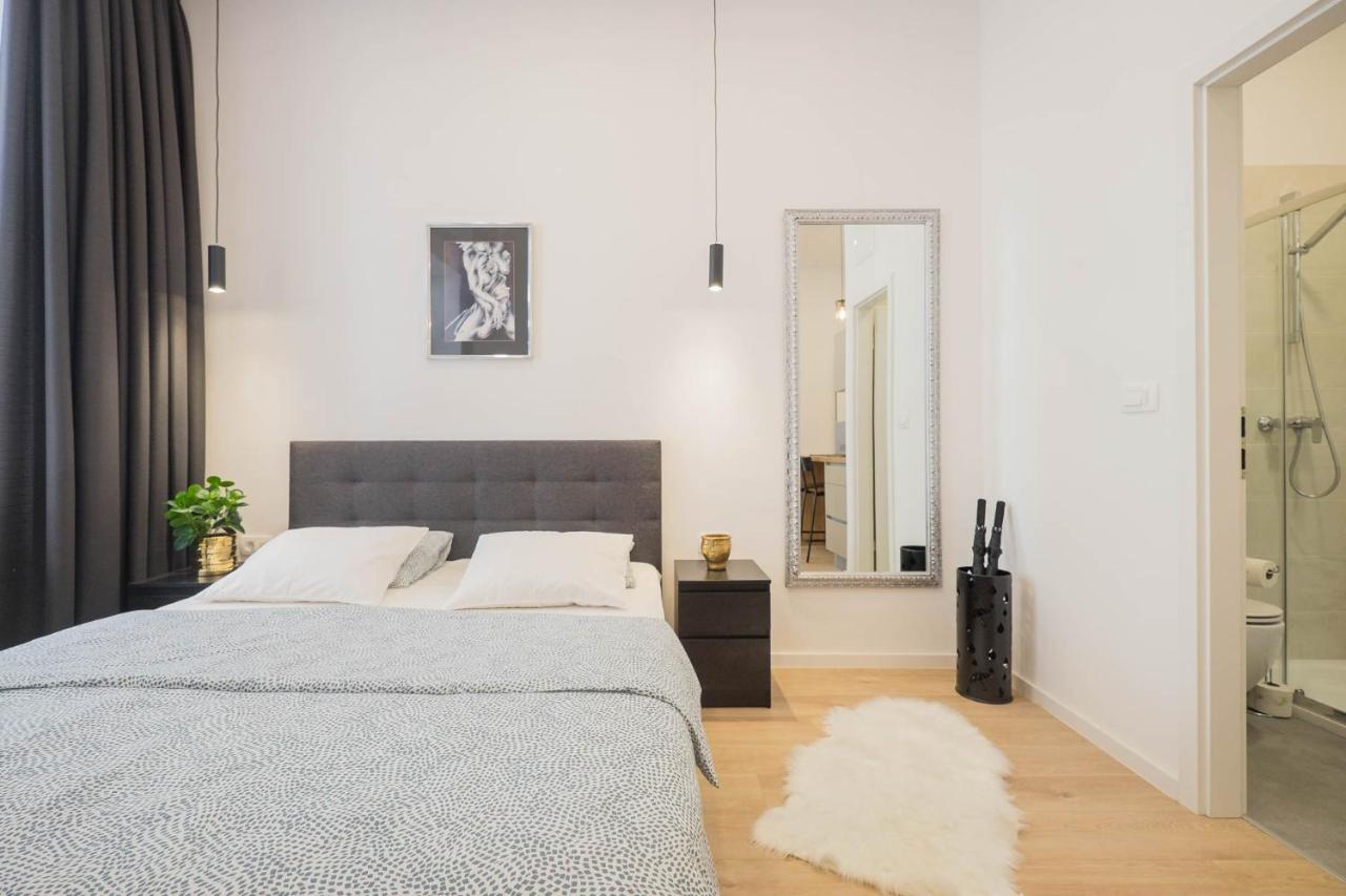Appartamento Downtown Excelsior Zagabria Esterno foto
